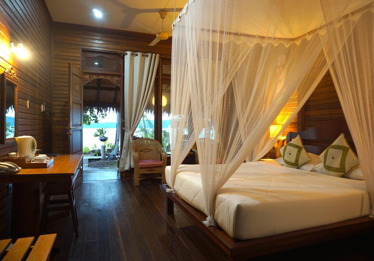 Raja Ampat Dive Lodge Pulau Mansuar Extérieur photo